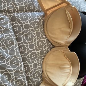 Fredricks of Hollywood strapless X  bra